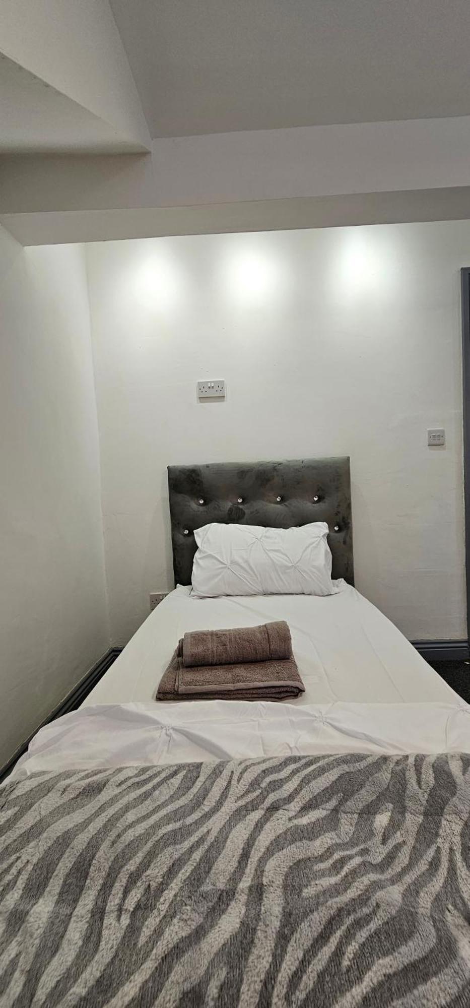 Holiday home Luxury Four Bedroom House